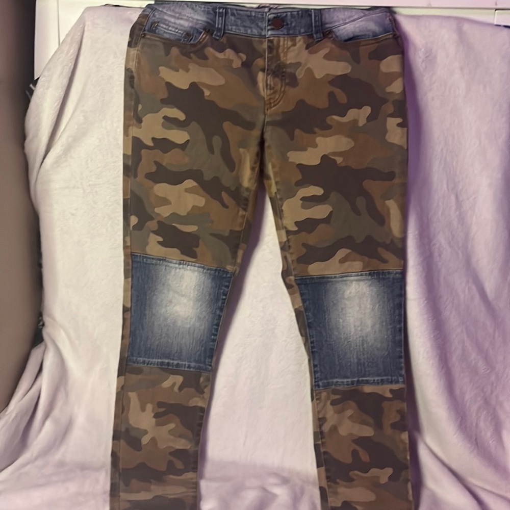 Vintage MICHAEL KORS Camo patched jeans